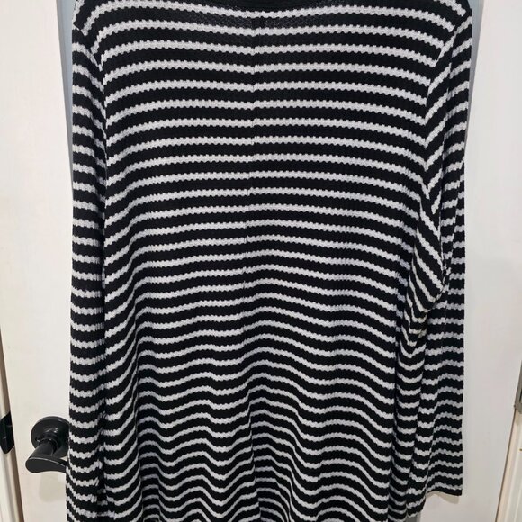 Torrid Plus Size 3X Black White Striped Thermal Waffle Knit Top Cozy Long Sleeve - Picture 11 of 11